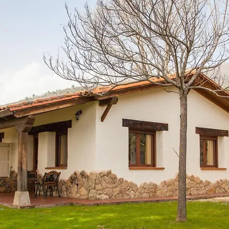 Сasa de vacaciones La Sayuela *